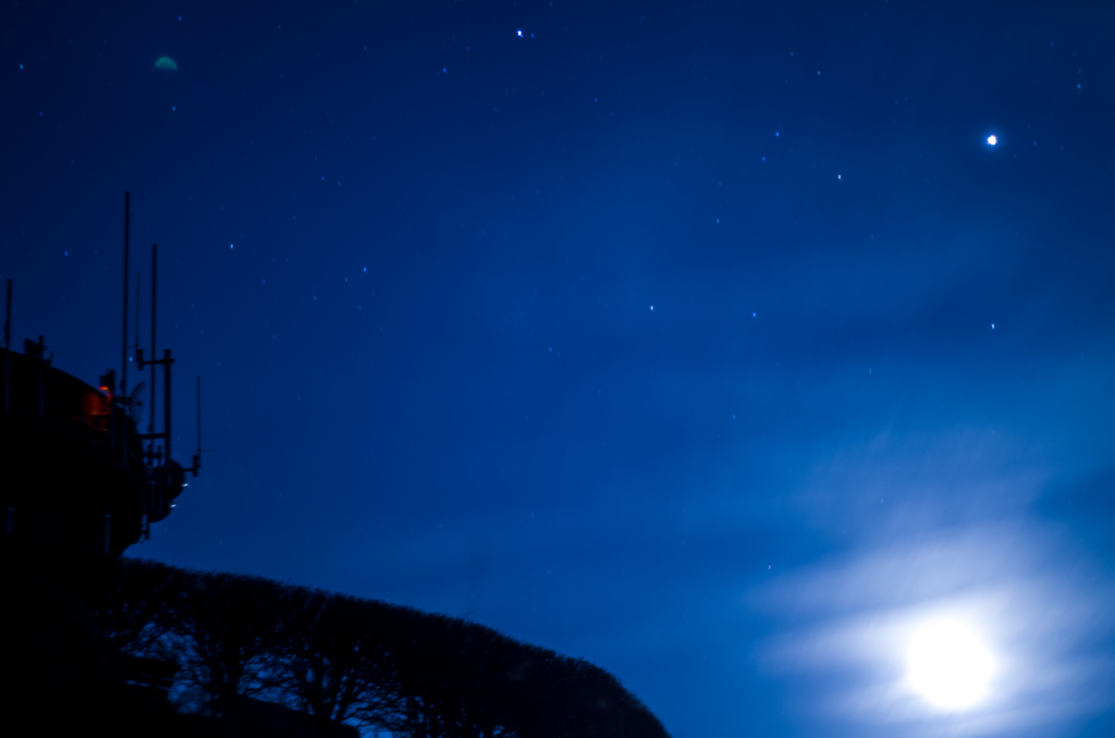 大野山天文台から