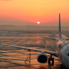 朝陽に染まる新千歳空港