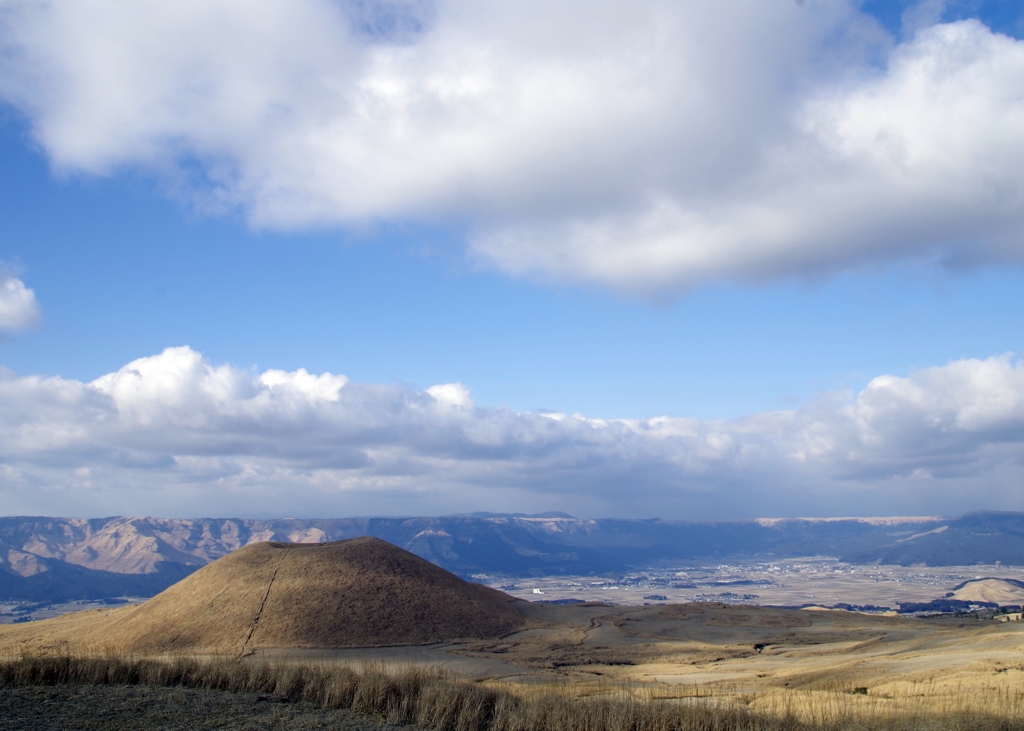 阿蘇の巨大な蟻塚
