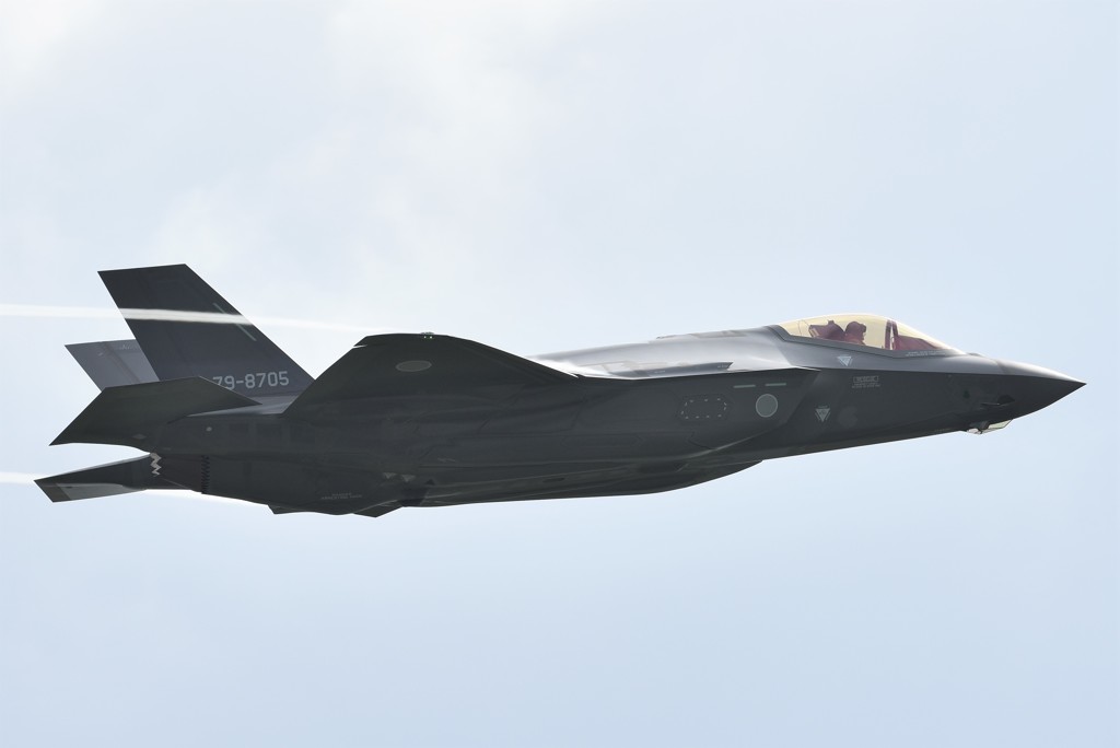 小牧基地　F35