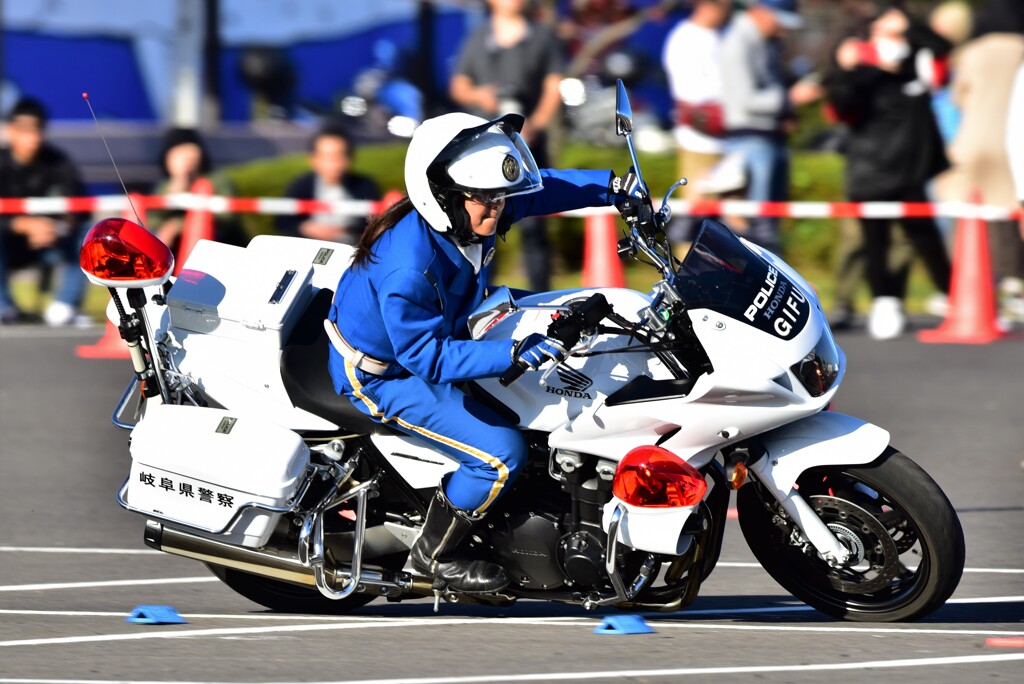 岐阜県警察白バイ安全運転競技大会