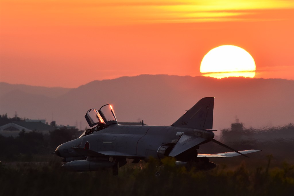 岐阜基地　ナイト