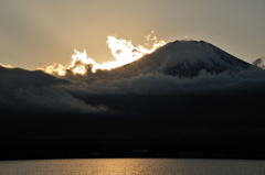 燃えろ富士山！