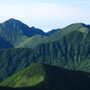 カール懐く山