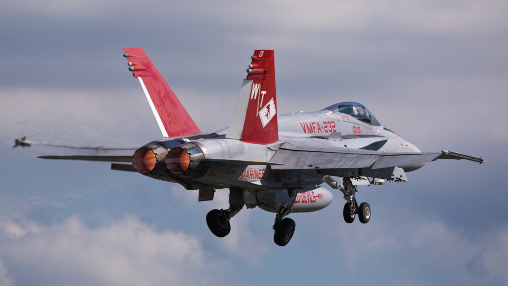 百里基地デビル祭