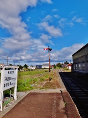 第四千百十五作　「終着の　駅からからと　秋の風」　青森県大畑