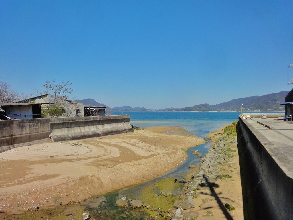 第六百十九作　　「春風の　海へ流るる　流れとして」　広島県生口島　