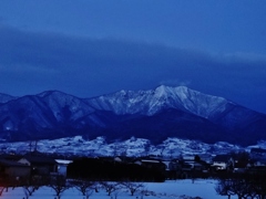 第三千百二十九作　「雪の夕べは　地酒一杯ひつかけて」　長野県中野