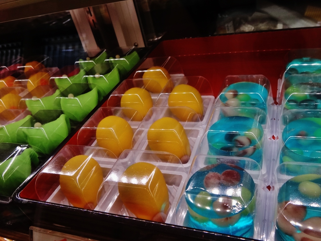 第二千五百五十四作　「菓子ひとつ　ふたつもとめて　星まつり」　福井県大野