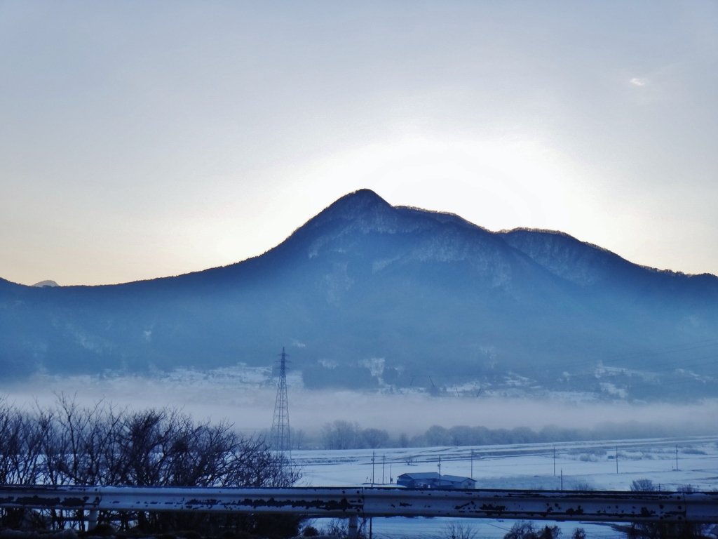 第三千五百四作　「少雪で　それはそれで　ちと淋しい」　長野県飯山