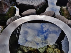 第三千百五十二作　「御清水の　水鏡なる　奥越の空」　福井県大野