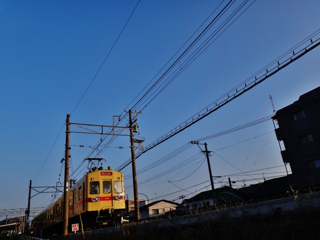 第三千百四十一作　「汽車まつしぐらに　逢ひたい顔へ」　福岡県和白