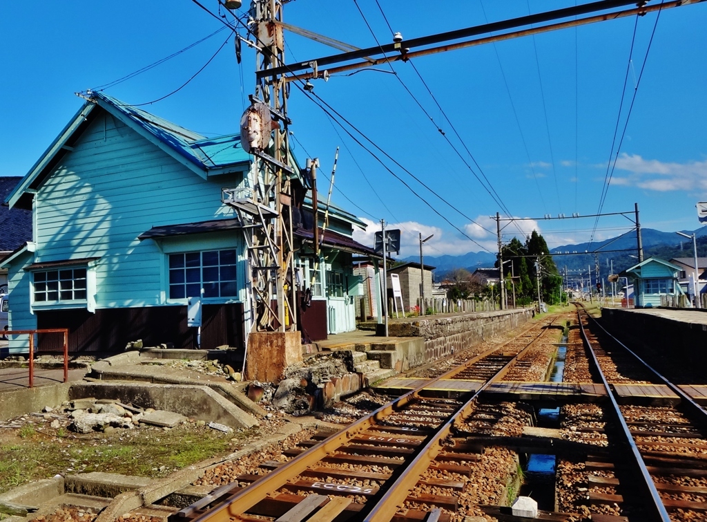 第四千百十八作　「汽車を待つてゐても　ひとり」　富山県黒部