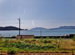 第二千二百八十七作　「寝覚めれば　汽車は東へ　瀬戸の汐風」　山口県大畠