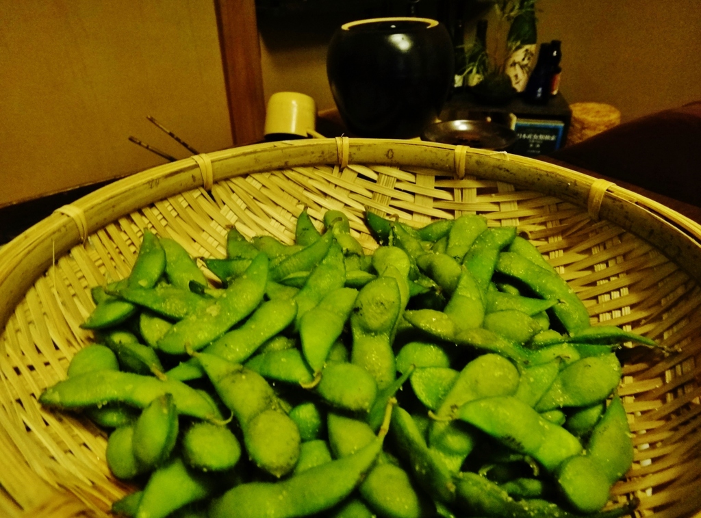 第二千六百九作　「冷やし酒　ふところに秘め　だだちや豆」