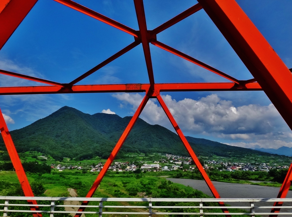第二千五百六十四作　「汗迸る　あんたと共に　明けた梅雨」　長野県飯山