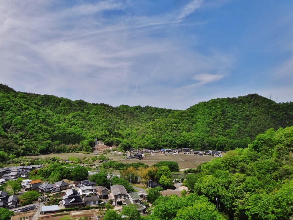 第二千百二十二作　「時の移ろいは　あの山の青葉」　岡山県吉備