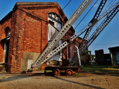 第四千二百十三作　「廃坑や　錆びて残さる　トロッコ寂し」　福岡県大牟田