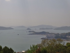 第千三百七十二作　　「春霞　島を数へて　みたりして」　広島県呉　