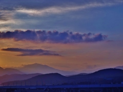 第千百二十四作　　「明けてしまつた夜の　山がしつとり」　新潟県糸魚川