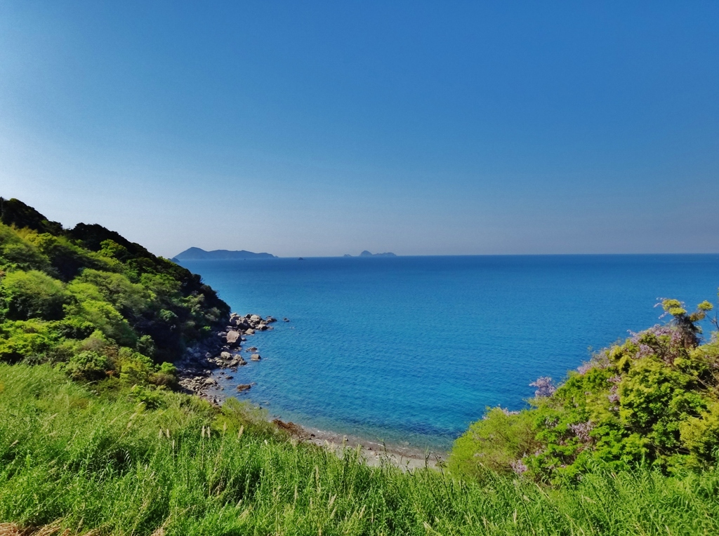 第三千六百十六作　「小さな浜があつて　はつ夏の風」　愛媛県愛南