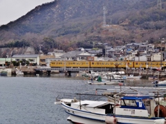第二千十五作　　「汐風の冷たさは　汽車が過ぎたさびしさ」　広島県忠海