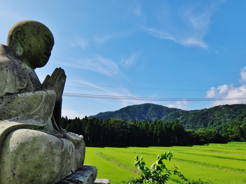 第二千二百三十六作　「地蔵菩薩　ただよふ雲に　秋の近さを」　福井県阪谷