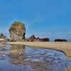 第三千二百四十一作　「大きな岩を　まいて流るる　水のすなほ」　山形県鶴岡