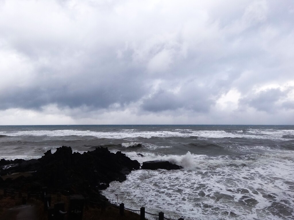 第四千百八十一作　「南無阿弥陀仏　十篇唱ふ　荒磯や」　山形県遊佐