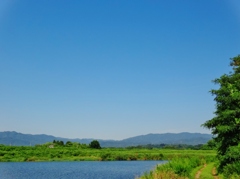 第四千四十八作　「川風が　幾分涼しく　草を踏み」　福島県浪江