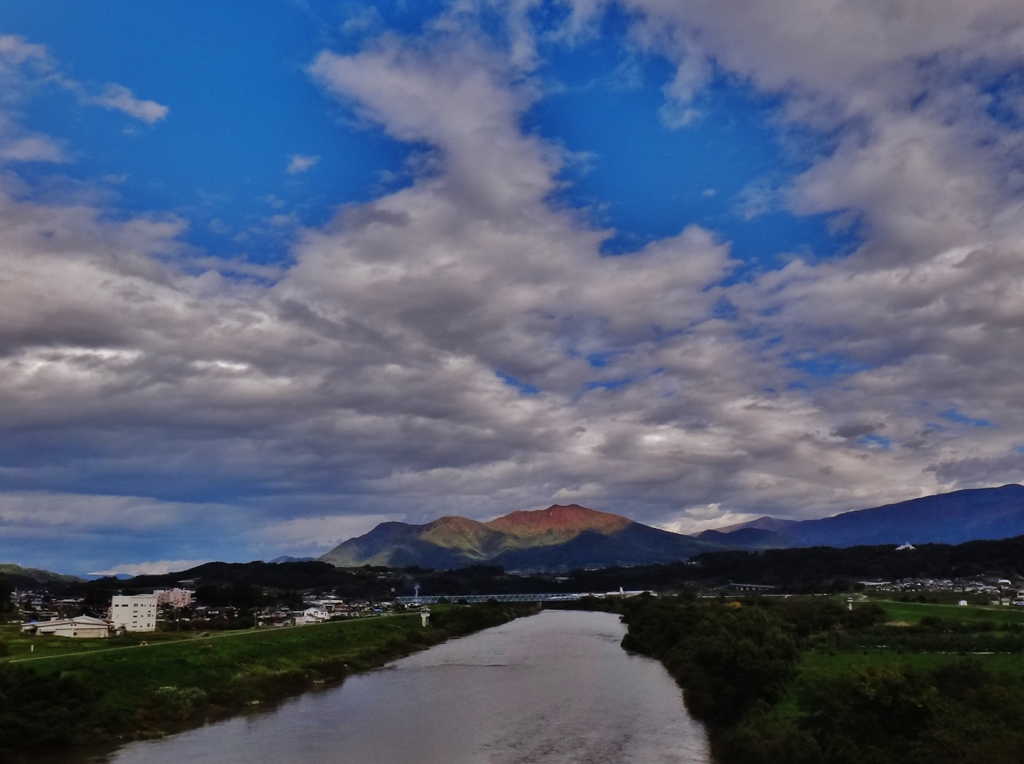 第二千三百作　「秋降る　信濃は　たうたうと流る」　長野県中野