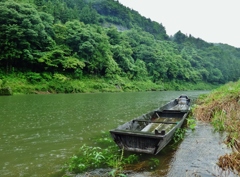 第三千六百九十一作　「肩の痛みは　野分に惑ひ　揺らぐ川舟」　栃木県烏山