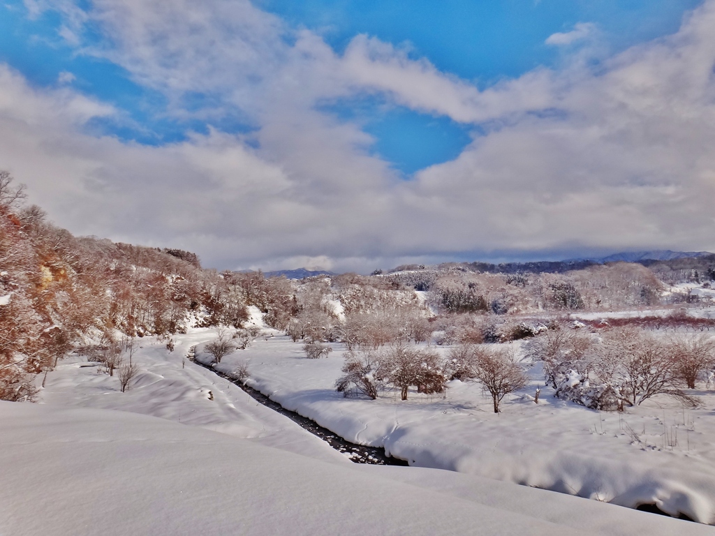 第三千百二十一作　「雪晴れを　また歩みだす　そのひと足で」　長野県中野