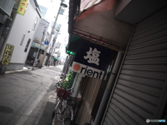 けっ、しょっぱい写真ばっか撮りやがって