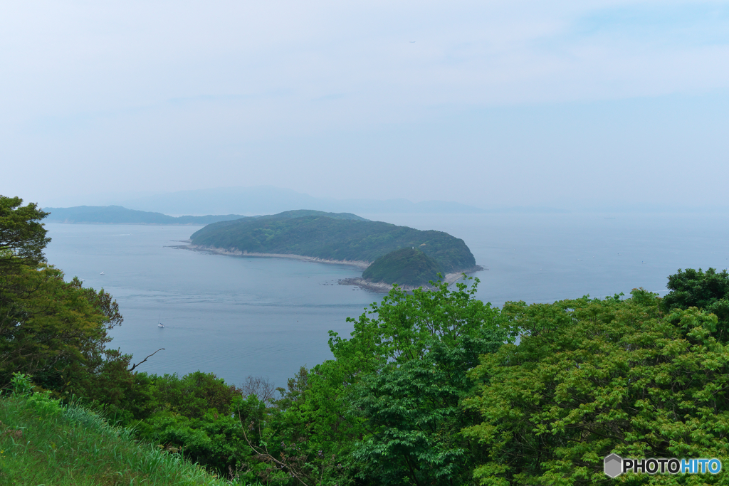 けぶる海峡