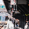乗り換え駅の風景