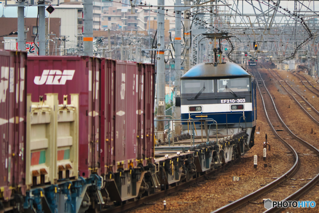 俺の背中についてこい