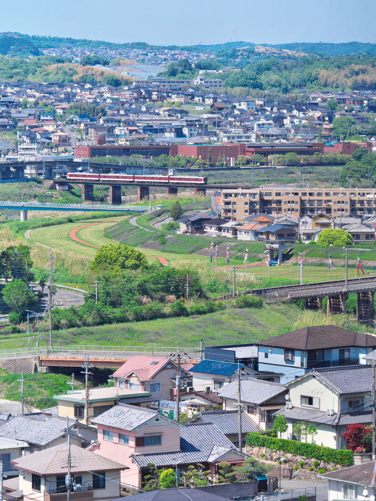盆地を征く