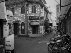 場末