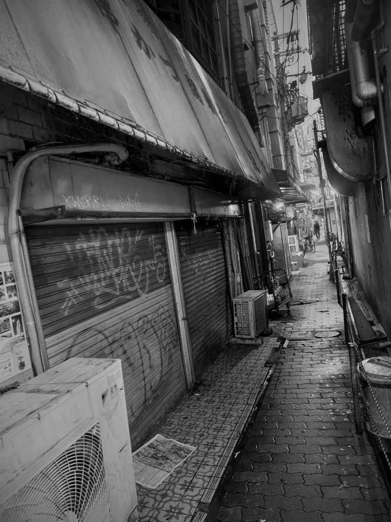 路地裏