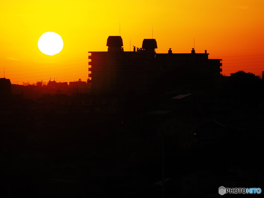 わが街に沈む夕日