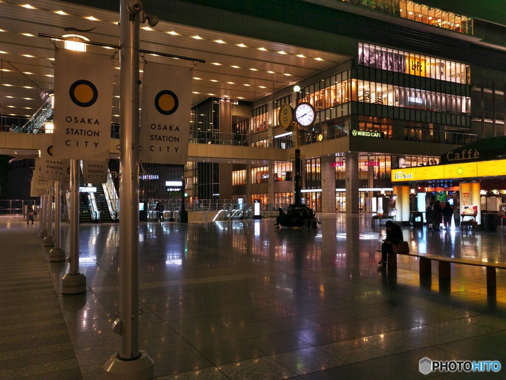 時空の広場にて