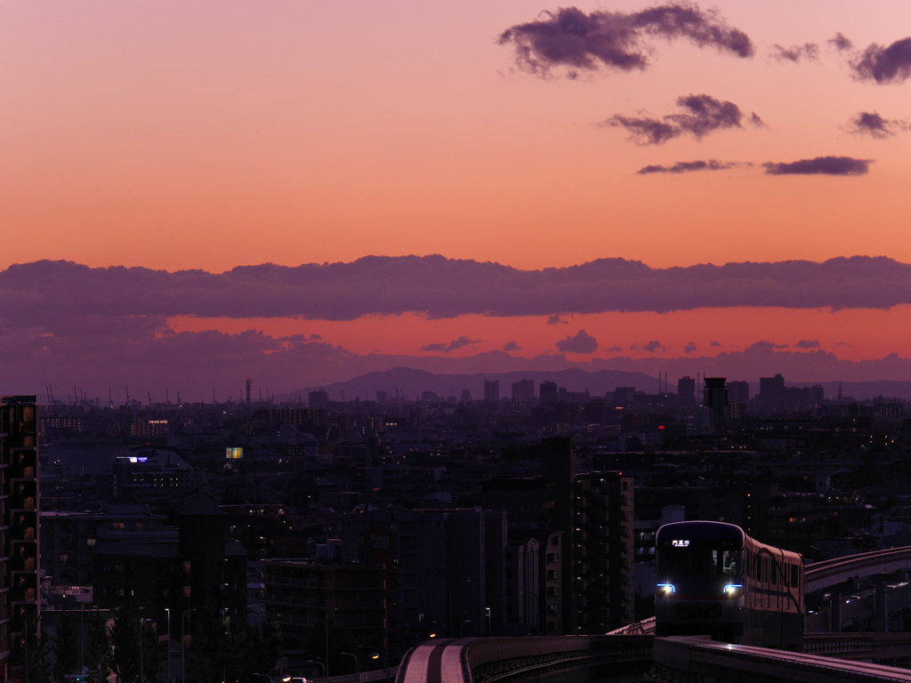 夜の帳が降りるとき