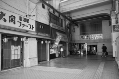 ターミナルの隣駅