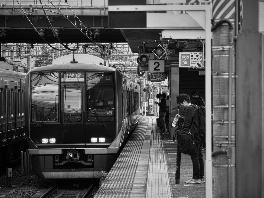 列車が参ります