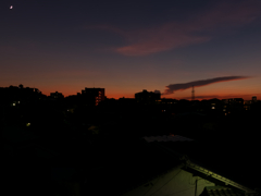 夜の帳が下りる頃