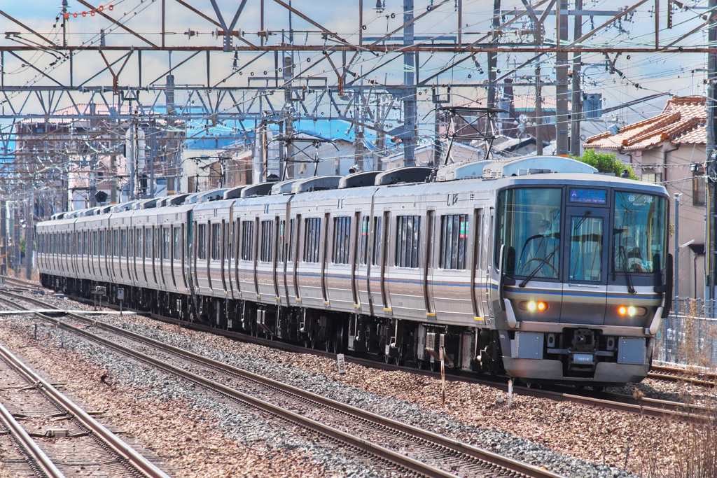 お初の駅にて