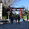 根津神社入り口