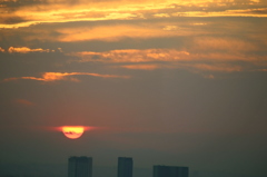 都会の夕暮れ