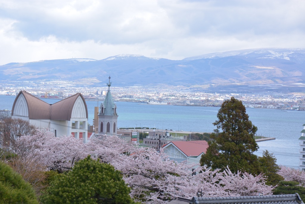 海と教会